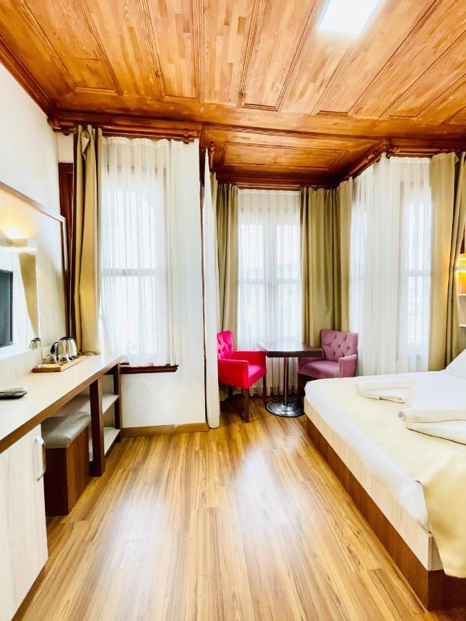 Qonaq Hotel & Suites Istanboel Buitenkant foto