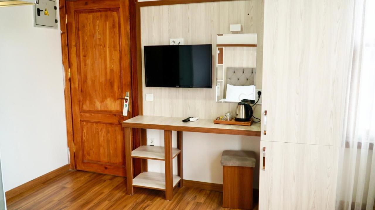 Qonaq Hotel & Suites Istanboel Buitenkant foto