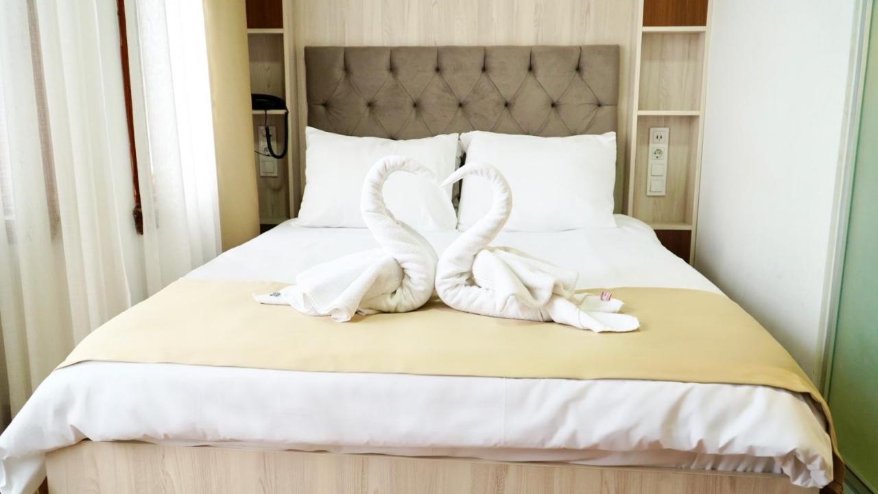 Qonaq Hotel & Suites Istanboel Buitenkant foto